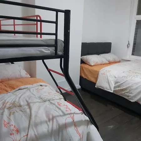 Sint-Pieters Station Rooms-3