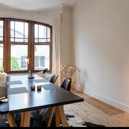 Bohemian City Loft-2