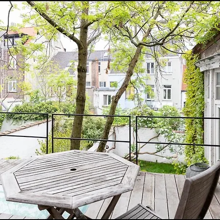 Bohemian City Loft-3